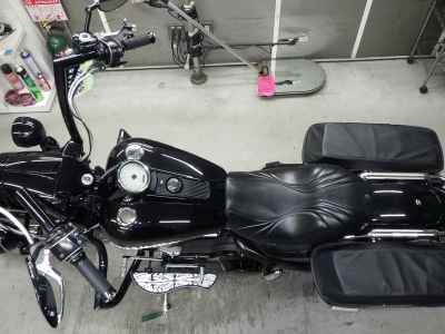 Harley-Davidson Road King FLHRSI1450 2005