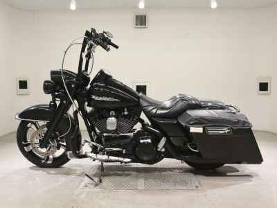 Harley-Davidson Road King FLHRSI1450 2005