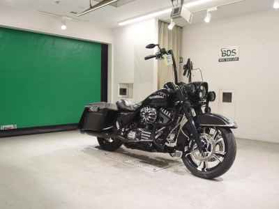 Harley-Davidson Road King FLHRSI1450 2005