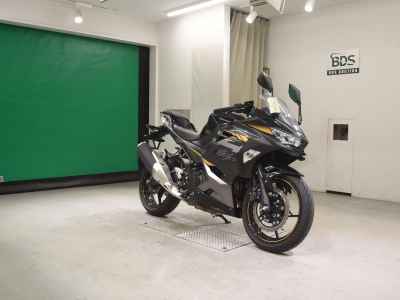 Kawasaki Ninja 400 2022