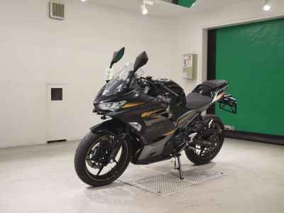 Kawasaki Ninja 400 2022
