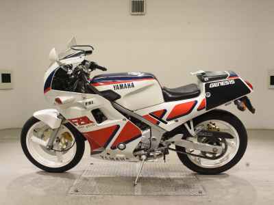Yamaha FZR250 1987