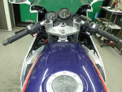 Yamaha FZR250 1987