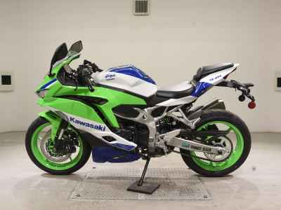 Kawasaki ZX-4RR 40TH 2024