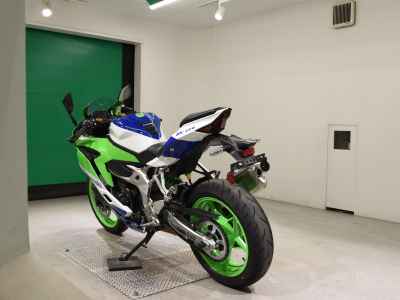 Kawasaki ZX-4RR 40TH 2024