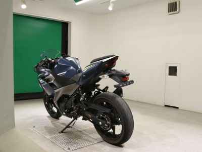 Kawasaki Ninja 400 2022