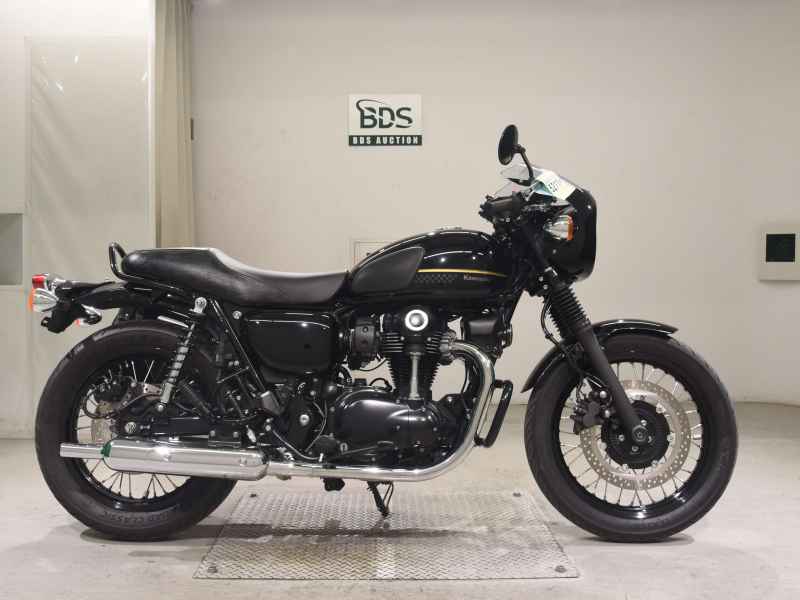 Kawasaki W800 2022