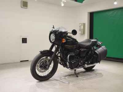 Kawasaki W800 2022