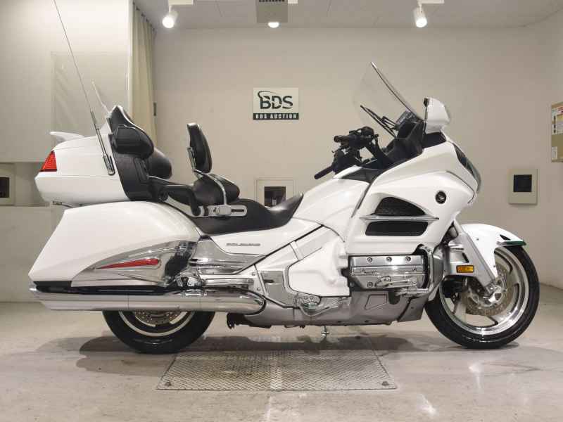 Honda GL1800 Gold Wing 2015