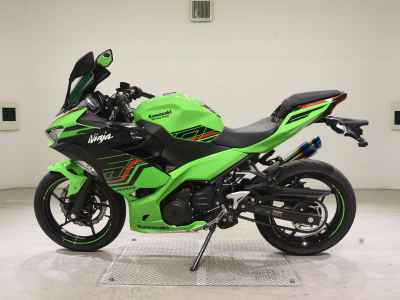 Kawasaki Ninja 400 2024