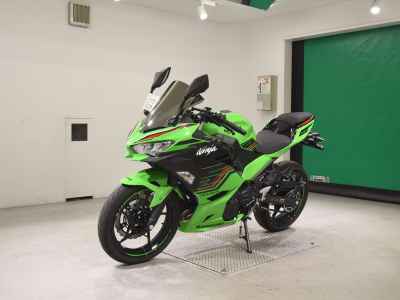 Kawasaki Ninja 400 2024