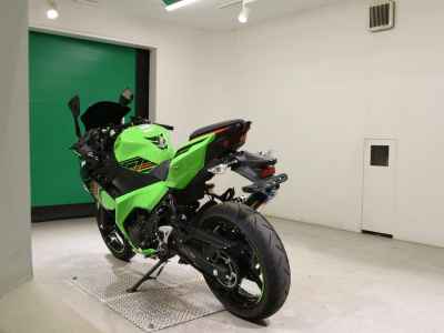 Kawasaki Ninja 400 2024