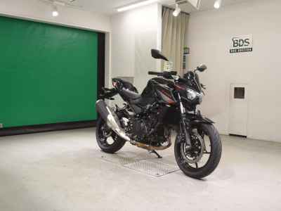 Kawasaki Z400 2024