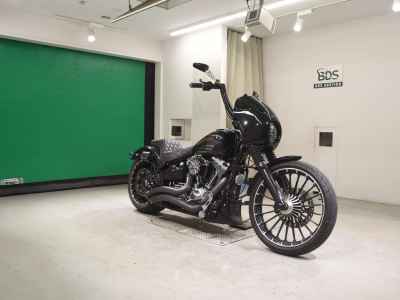 Harley-Davidson Breakout FXSB103 2017