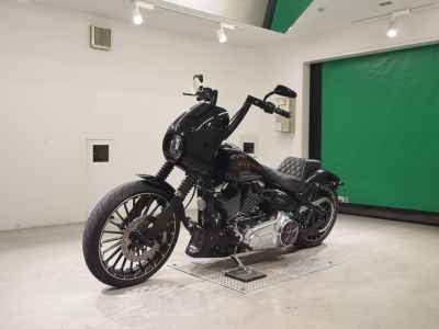 Harley-Davidson Breakout FXSB103 2017