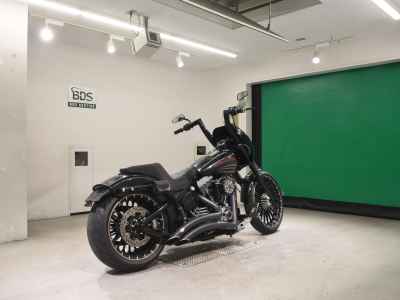Harley-Davidson Breakout FXSB103 2017