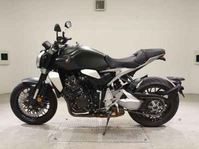 Honda CB1000R 2022