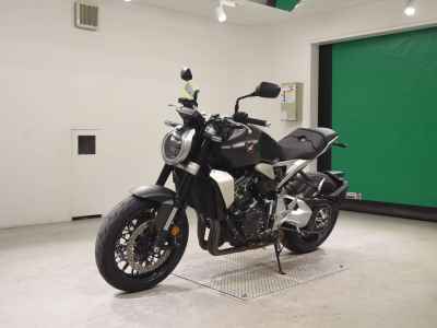 Honda CB1000R 2022