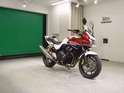 Honda CB400 Super Boldor 2014