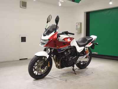 Honda CB400 Super Boldor 2014