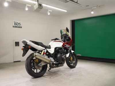 Honda CB400 Super Boldor 2014