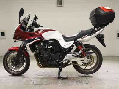Honda CB400 Super Boldor 2018