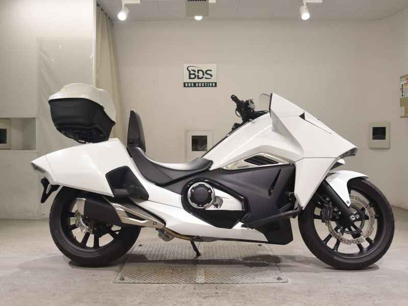 Honda NM4 Vultus 2017