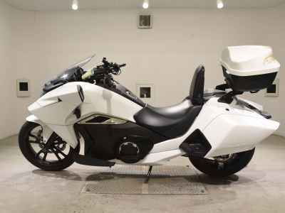 Honda NM4 Vultus 2017