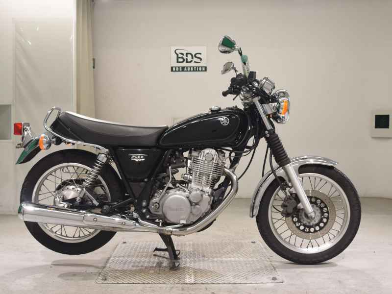 Yamaha SR400 2017
