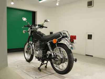Yamaha SR400 2017