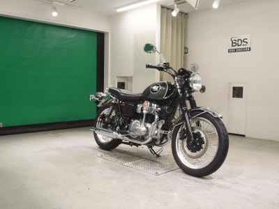 Kawasaki W800 2023