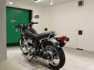 Kawasaki W800 2023