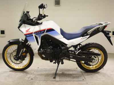 Honda Transalp 750 2023