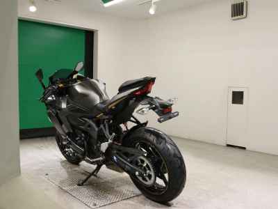 Kawasaki Ninja ZX-25R 2022