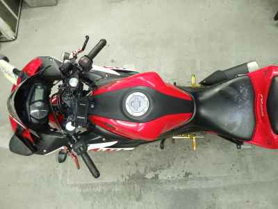 Yamaha YZF-R25 2015