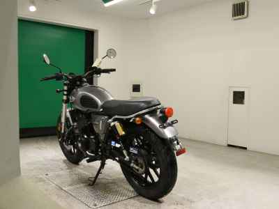 Kawasaki GPX Legend Twin 2020