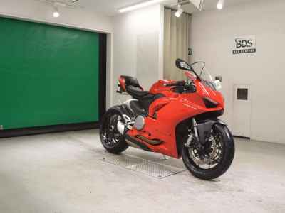 Ducati Panigale V2 2021