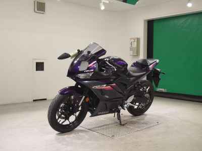 Yamaha YZF-R3 2024