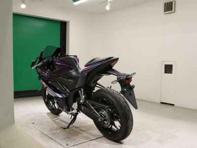 Yamaha YZF-R3 2024