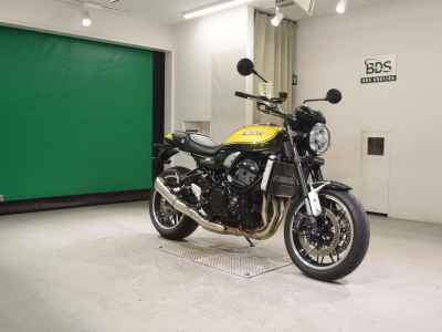 Kawasaki Z900RS 2023