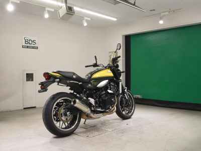 Kawasaki Z900RS 2023