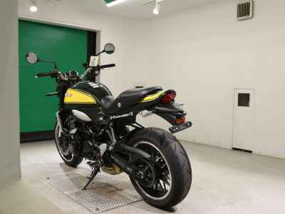 Kawasaki Z900RS 2023