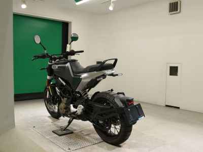 Husqvarna Svartpilen 401 2022