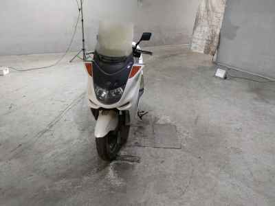Yamaha Majesty 250 2000