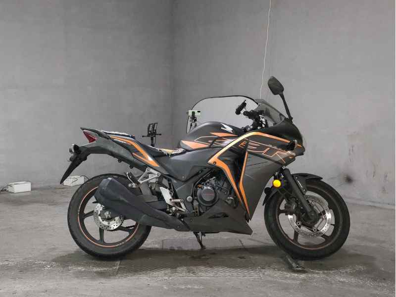 Honda CBR250R 2018