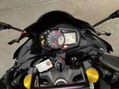 Kawasaki Ninja ZX-25R 2021