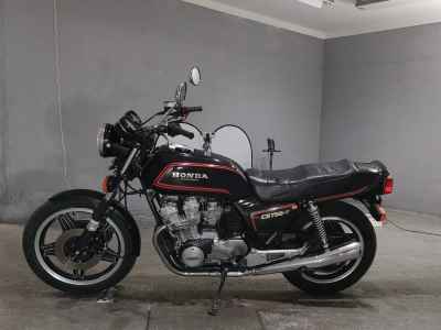 Honda CB750F 2025