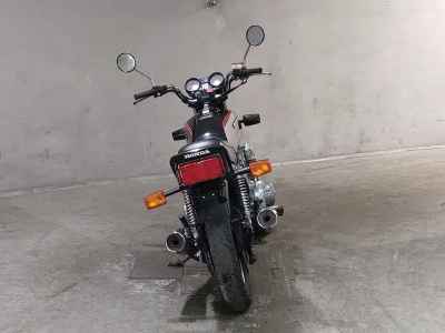 Honda CB750F 2025