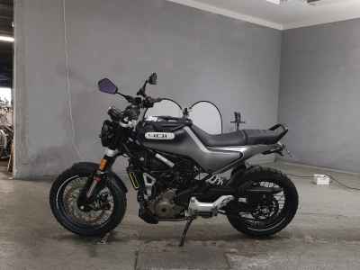 Husqvarna Svartpilen 401 2021