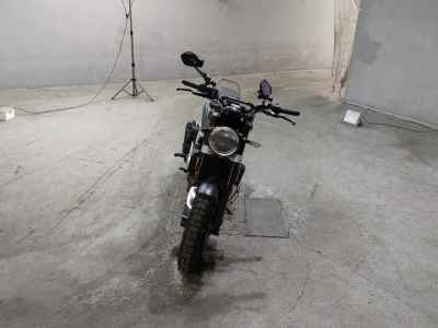 Husqvarna Svartpilen 401 2021